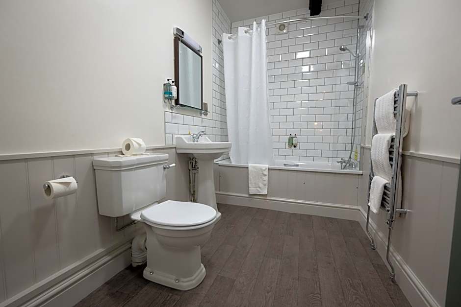 Rockingham Arms By Greene King Inns