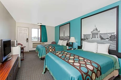 2 Queen Beds, Efficiency, Non-Smoking