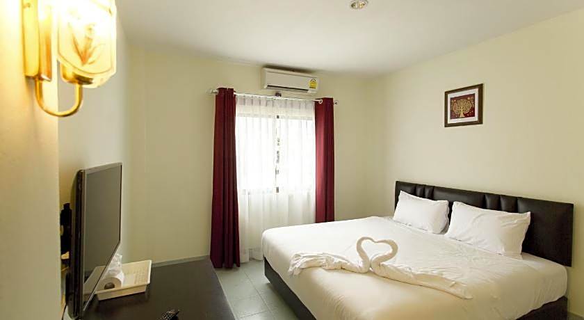 Paripas Express Hotel Patong