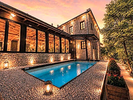Kipi Mountain Resort