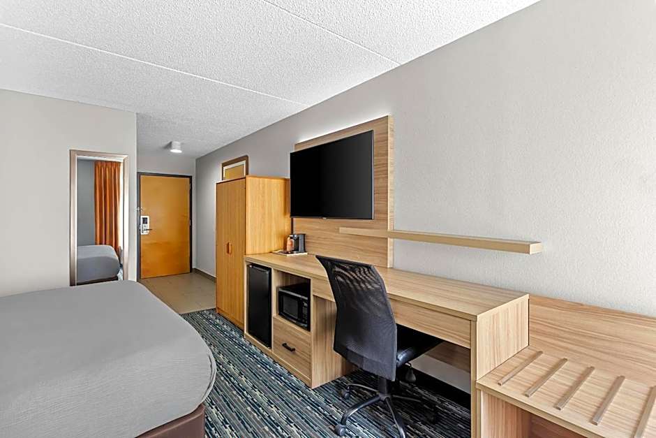 Quality Inn Rochester South