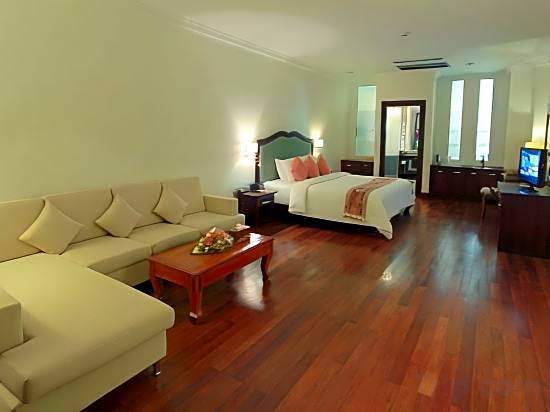 Grand Sokhalay Hotel