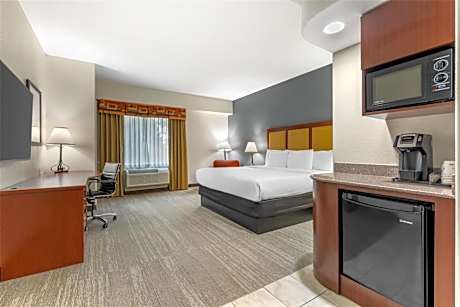 Best Western Plus Waxahachie Inn & Suites