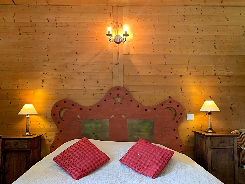 Au Cheval Blanc - appartements et chambres d'hôtes