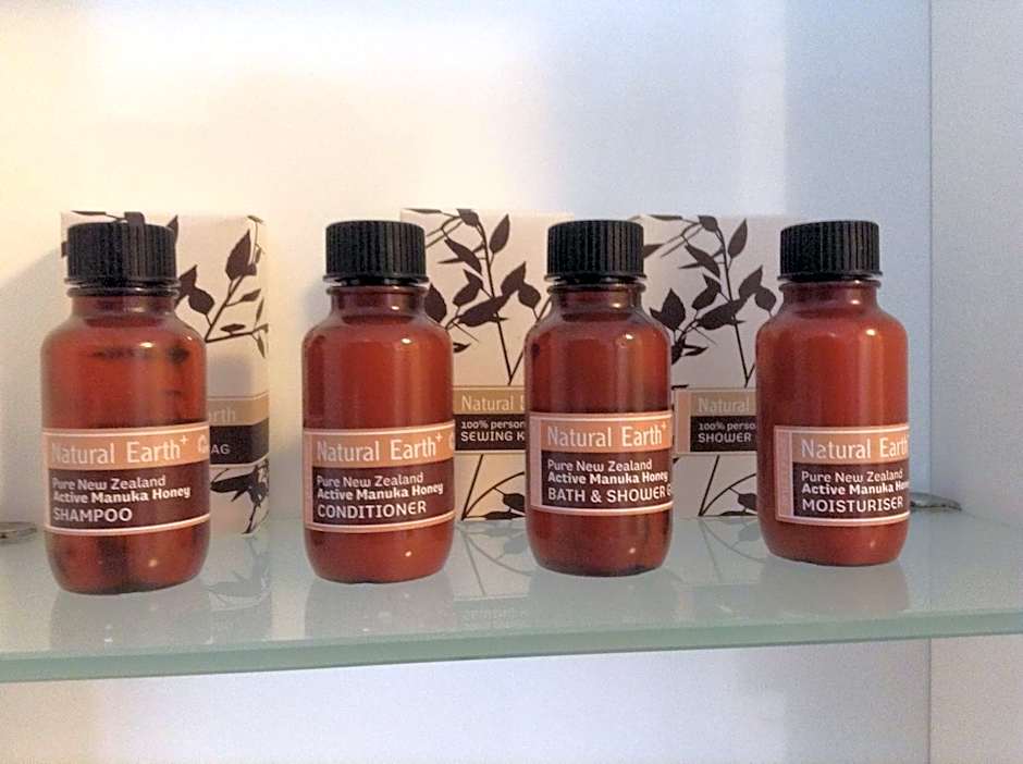 166 Majestic Court Motel