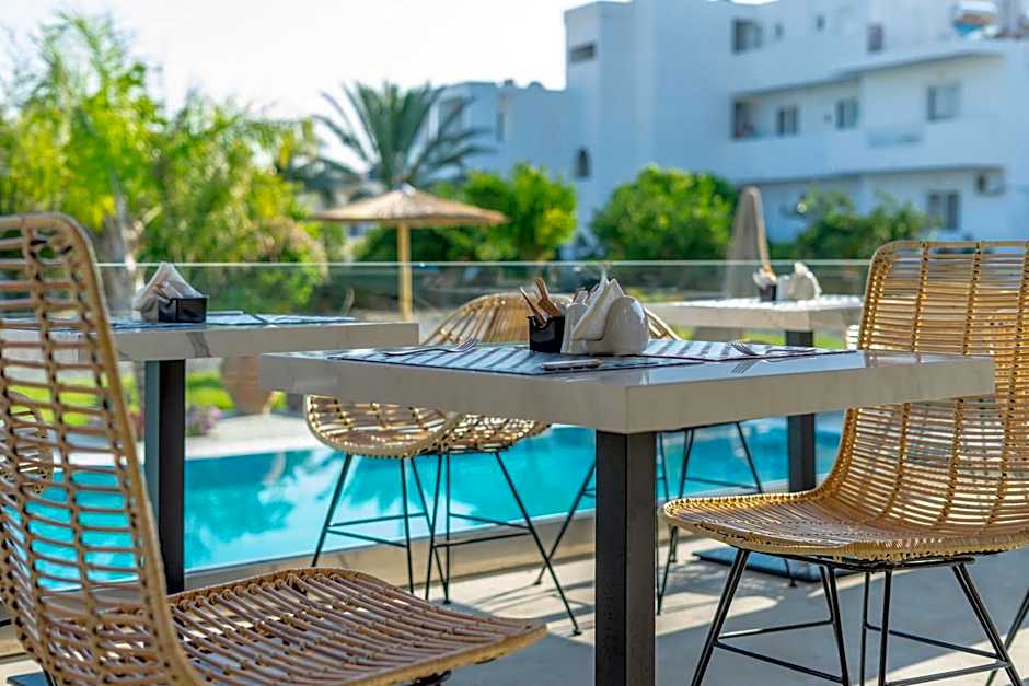 Kouros Home & Suites