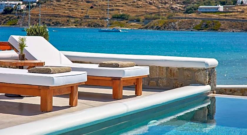 Mykonos Waves Hotel