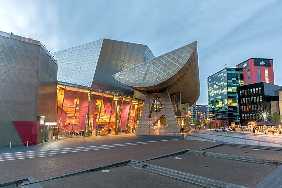 Manchester Portland By Sunday