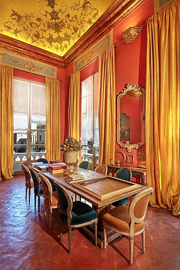 Palazzo di Alcina - Residenza d'Epoca - Luxury Rooms -
