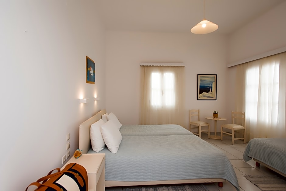 Photo 1 of 3 of TRIPLE ROOM