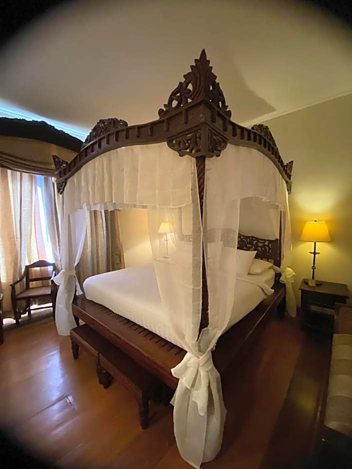 Photo 1 of 4 of Suite