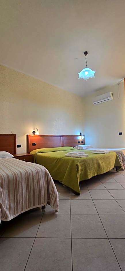 Hotel Ristorante La Decanata