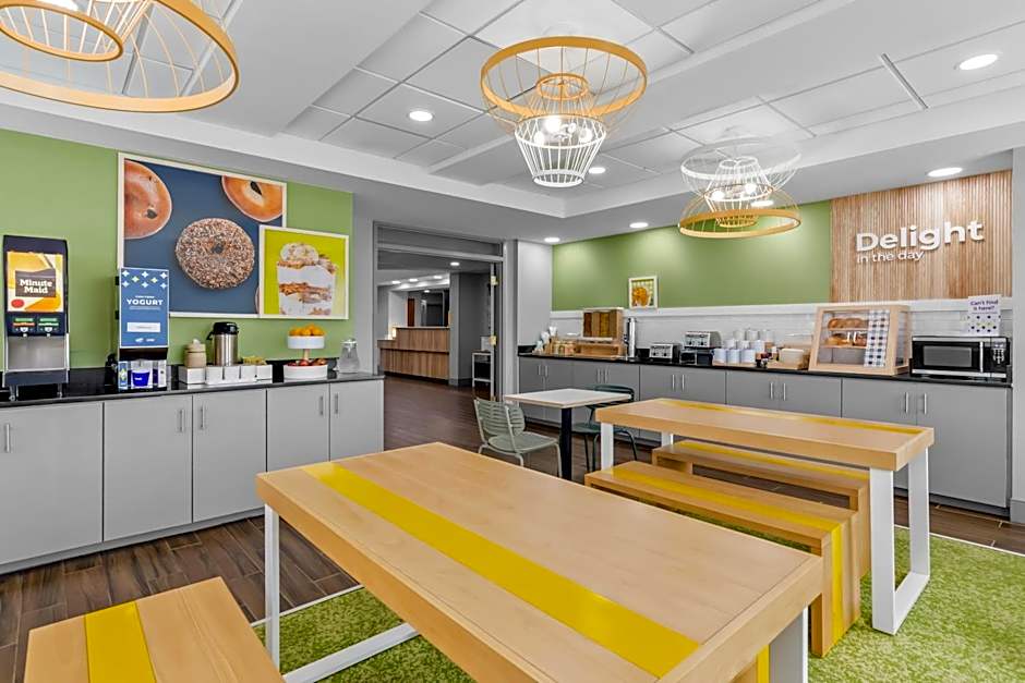 Spark by Hilton Lynchburg