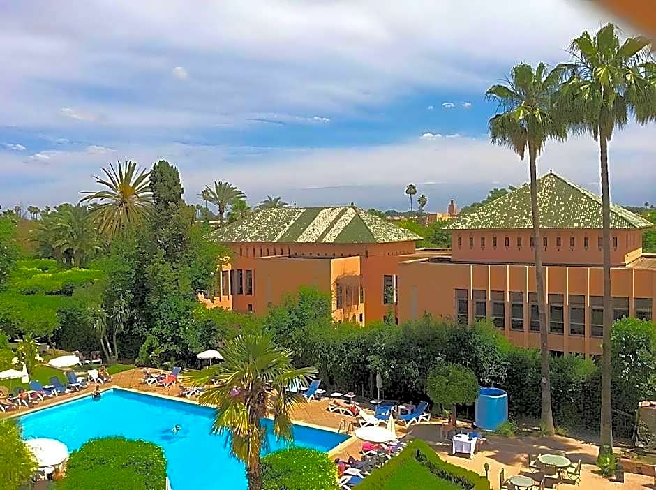 Chems Hotel