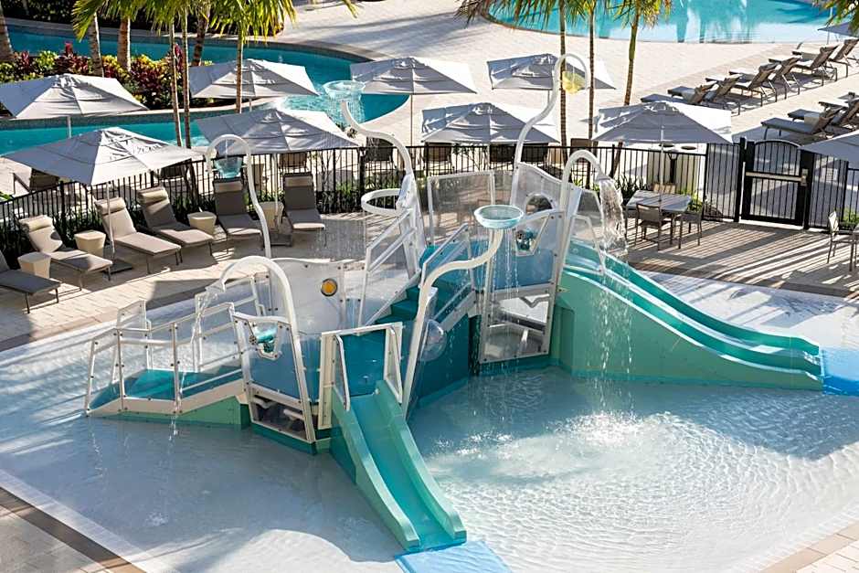 The Ritz-Carlton Naples, Tiburón