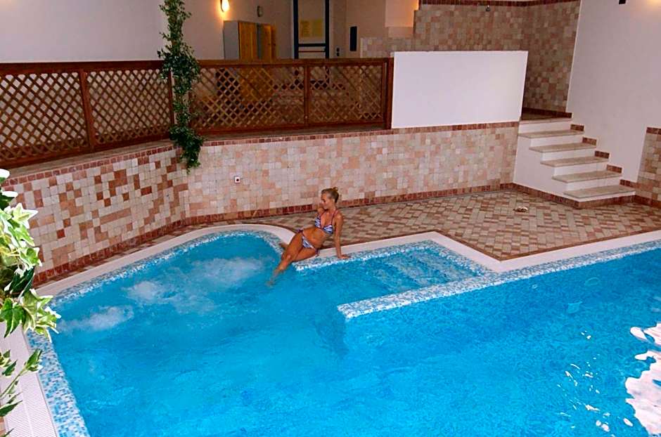 Residence Borgo Dei Limoni - Appartamenti con Garage