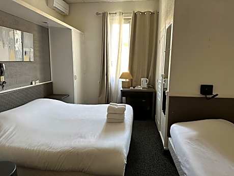 Economy Triple Room