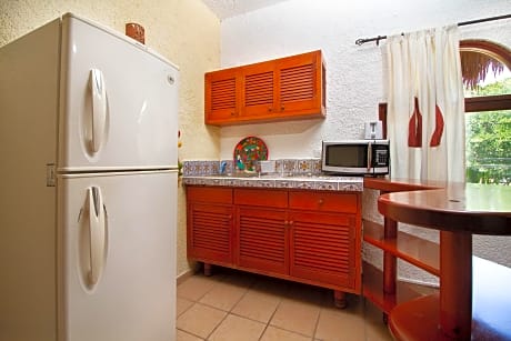Bosque Caribe One Bedroom Apartment with Terrace