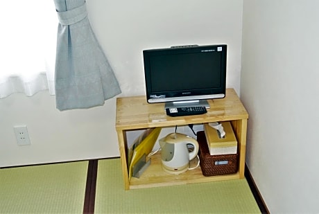 Standard Japanese-Style Room