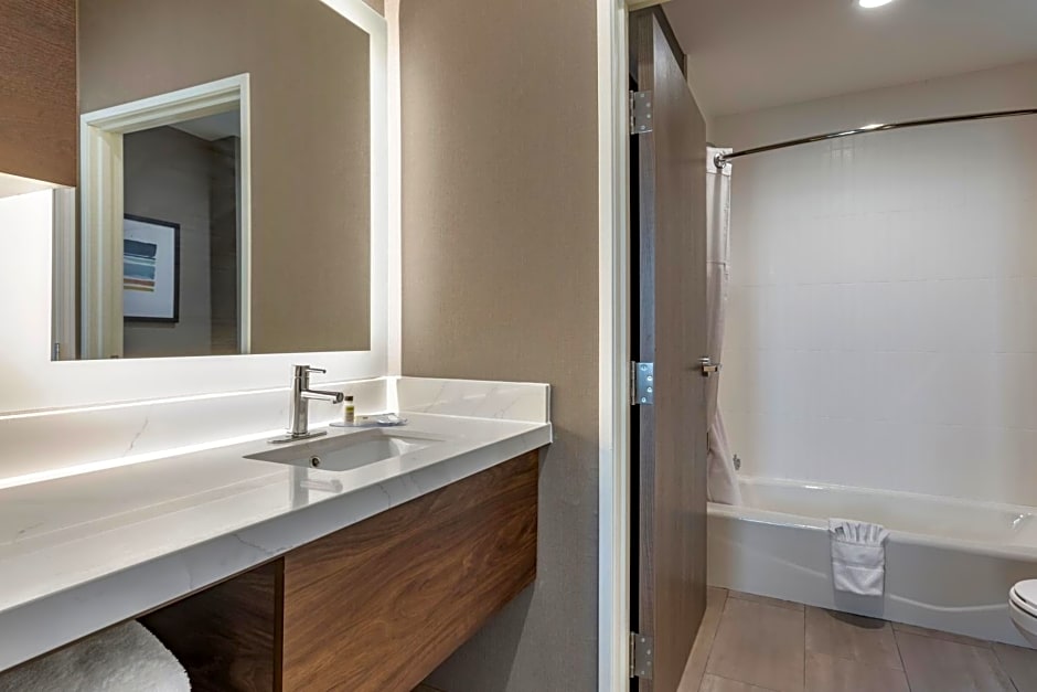 Staybridge Suites Dallas Grand Prairie By IHG