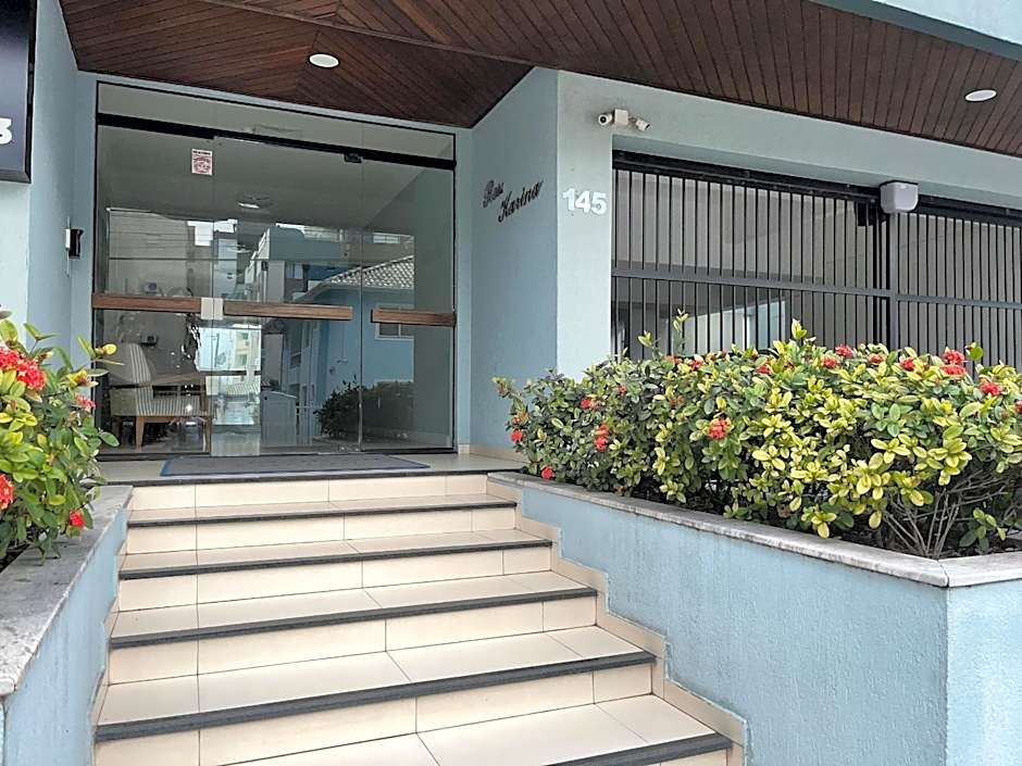 B070 - Apto 2 quartos para 6 pessoas em Bombinhas