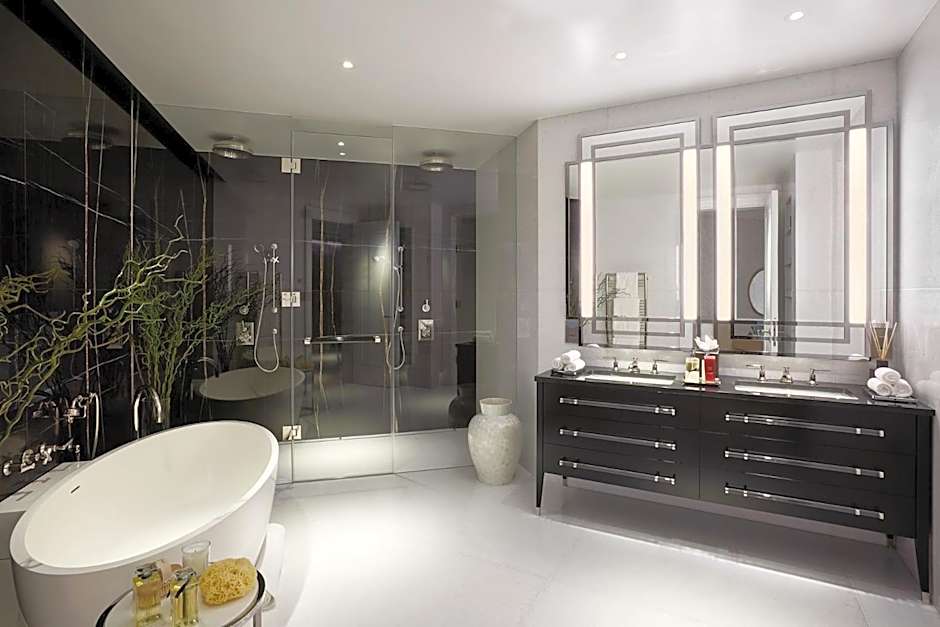 Four Seasons Hotel London at Ten Trinity Square