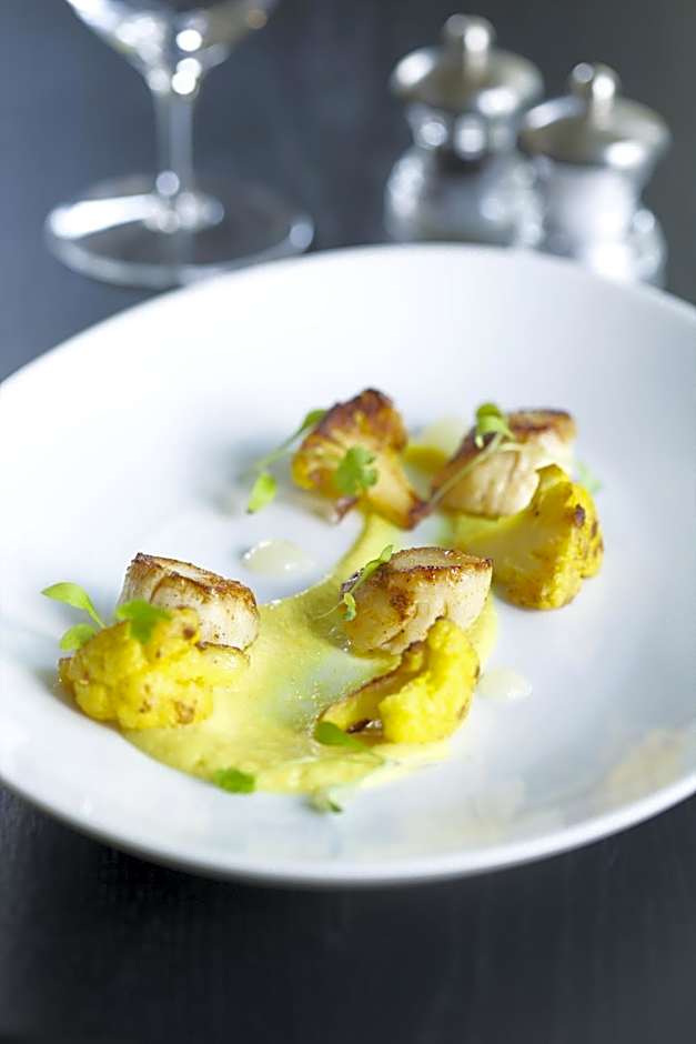 The Manor at Sway – Hotel, Restaurant and Gardens