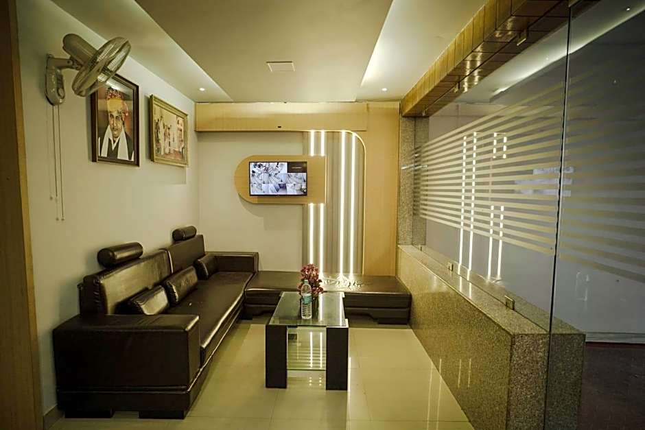 Hotel Ashapura Palace