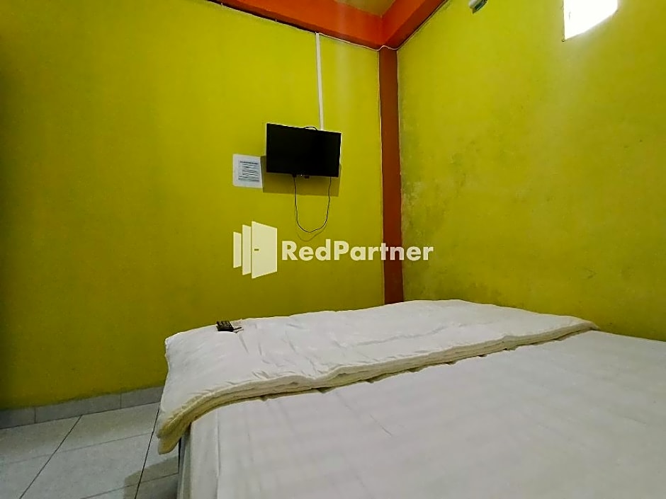 Hotel Hing Amimah near Bau Bau Port RedPartner