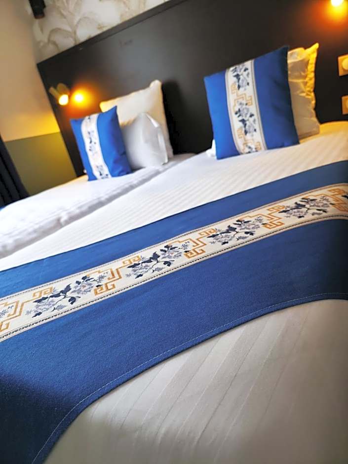 Amadeus Hotel