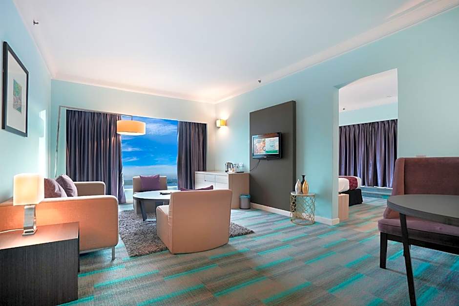 Photo 1 of 8 of Suite