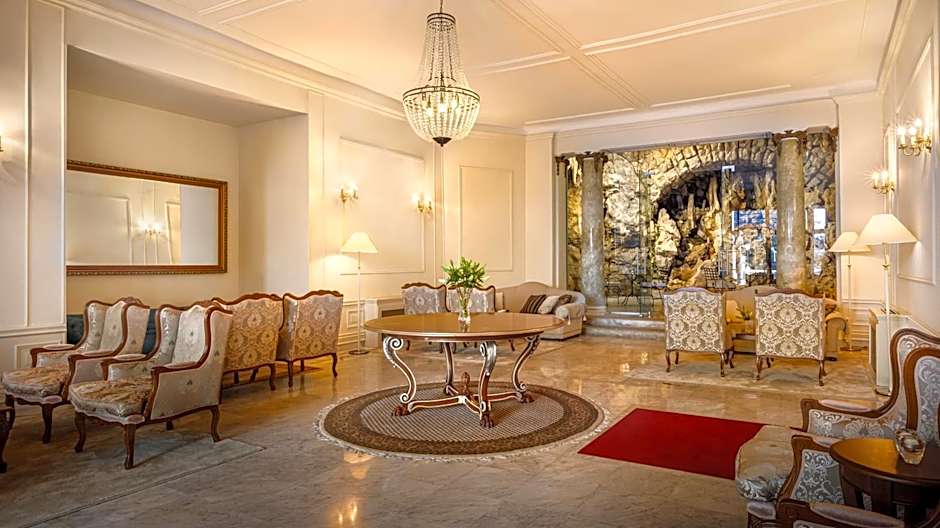 Hotel Palace Bellevue