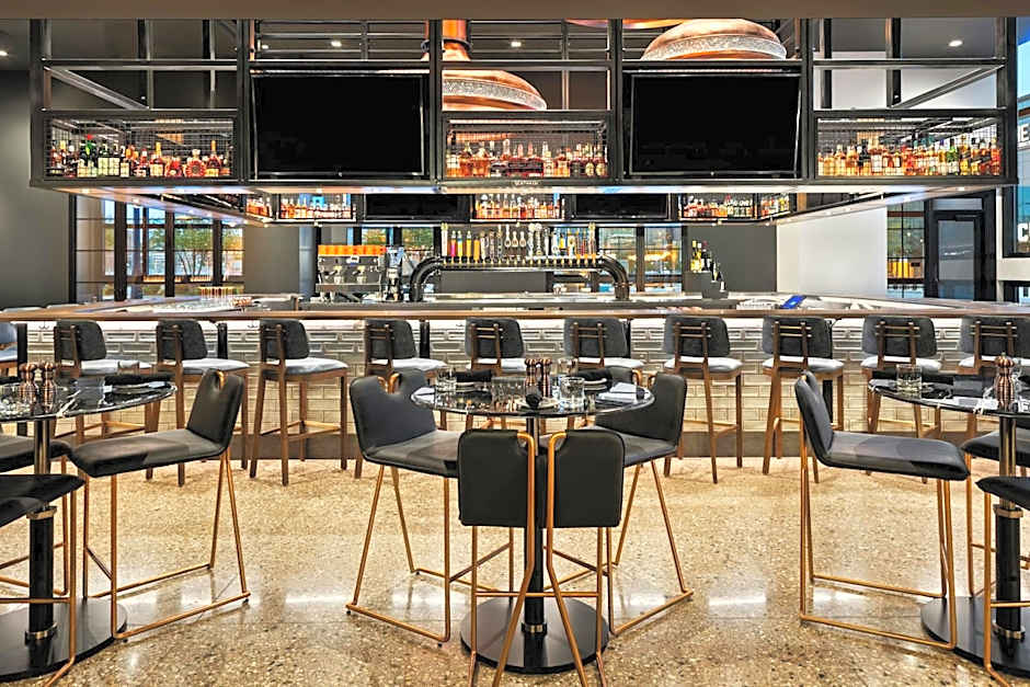 The Trade, Autograph Collection