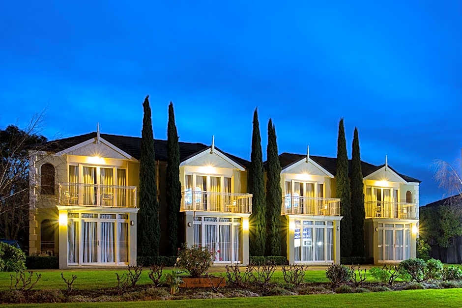 Best Western Colonial Village Motel