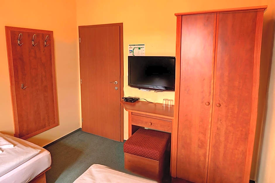 Štiřínská stodola u Prahy