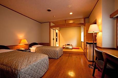Room with Tatami Area