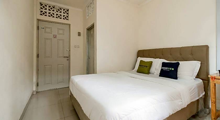 Urbanview Hotel Minongga Pondok Labu by RedDoorz