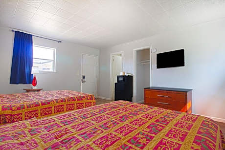 3 Queen Bed