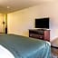 Cobblestone Hotel & Suites - Greenville