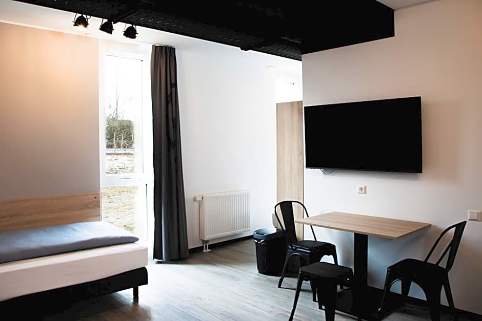 Das Schlafwerk Stuttgart-Nord VOLLDIGITALES HOTEL-SELF-CHECK IN - keine Rezeption-LowBudget-cashless