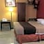 Travelodge by Wyndham Bay Shore Long Island