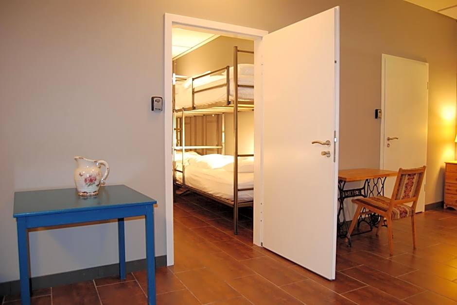 Tehúsið Hostel & Guesthouse