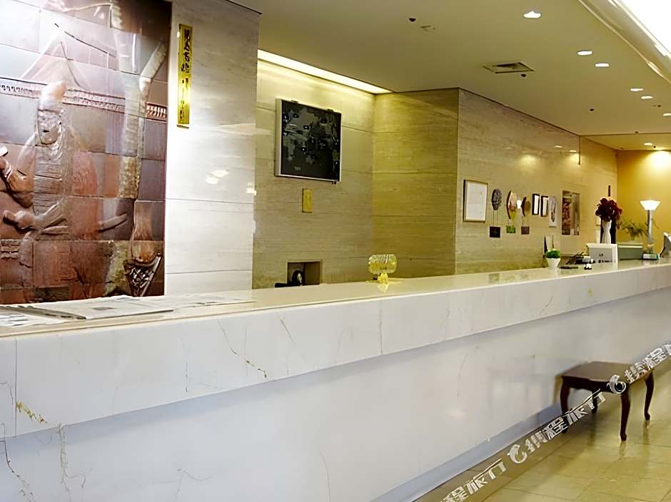 Tsuyama Kakuzan Hotel
