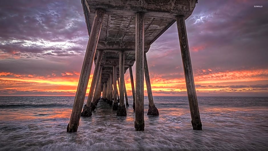 ITH Surf City Hostel Hermosa Beach