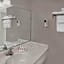 Super 8 by Wyndham Morton Grove/Chicago