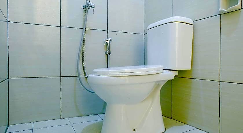 RedDoorz near STAB Syailendra Kopeng