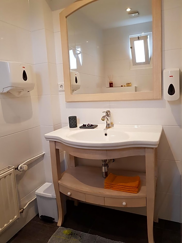 B&B Usselo Klein, fijn en uniek! – Usselo, TX