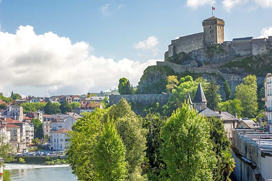 Hôtel Notre Dame de France