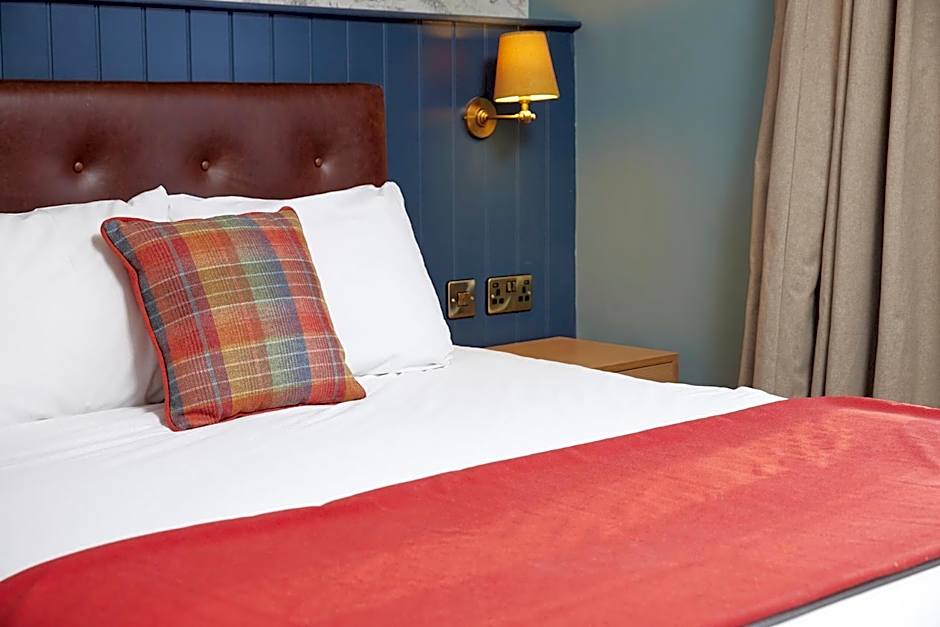 Castle Hotel by Chef & Brewer Collection