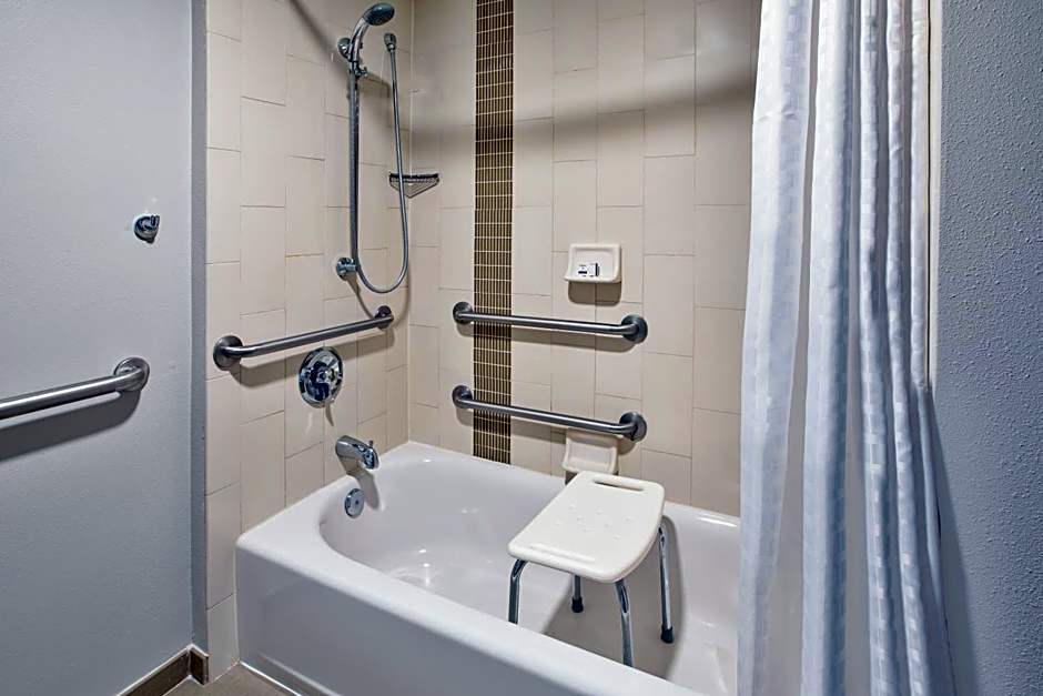 Candlewood Suites - Cincinnati Northeast - Mason By IHG